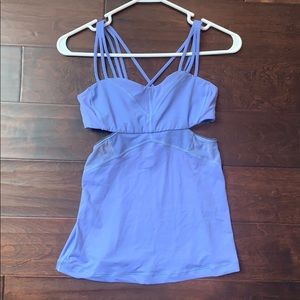 LULULEMON WORKOUT TOP
